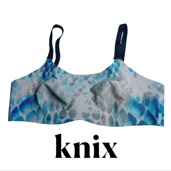 Knix Blue & White Pattern Bra - Picture 1 of 6